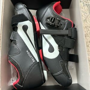 Peloton shoes - 43